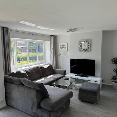Oxford, 2 Bedroom Private Flat With Parking ภายนอก รูปภาพ
