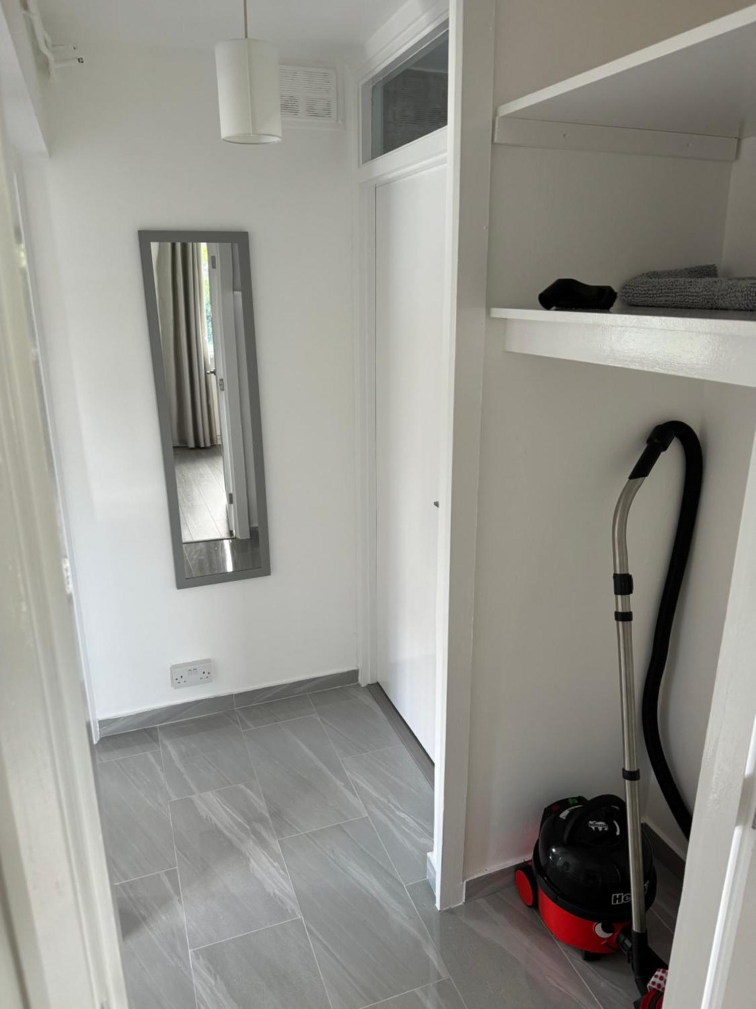 Oxford, 2 Bedroom Private Flat With Parking ภายนอก รูปภาพ