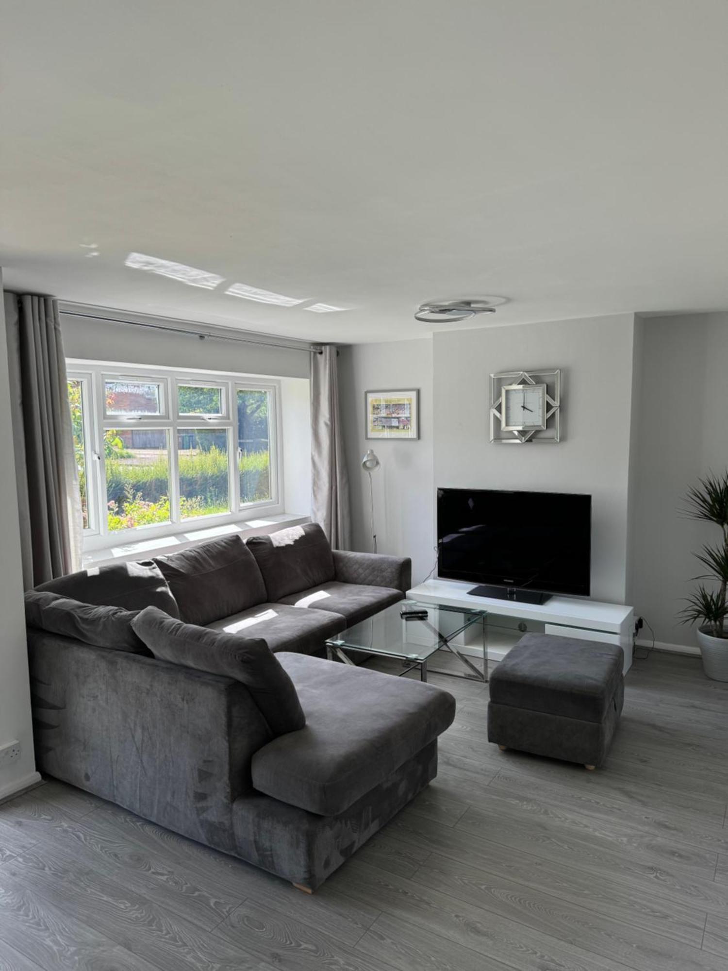 Oxford, 2 Bedroom Private Flat With Parking ภายนอก รูปภาพ