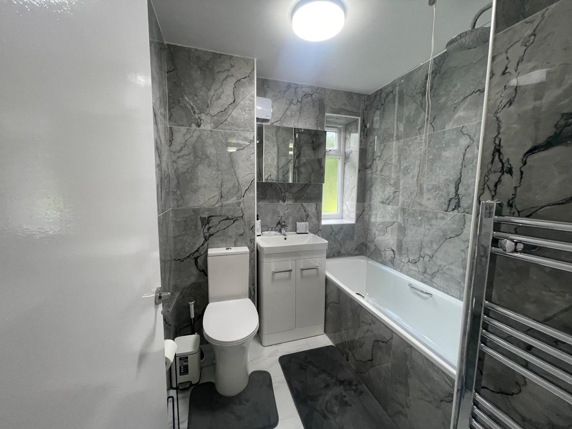 Oxford, 2 Bedroom Private Flat With Parking ภายนอก รูปภาพ