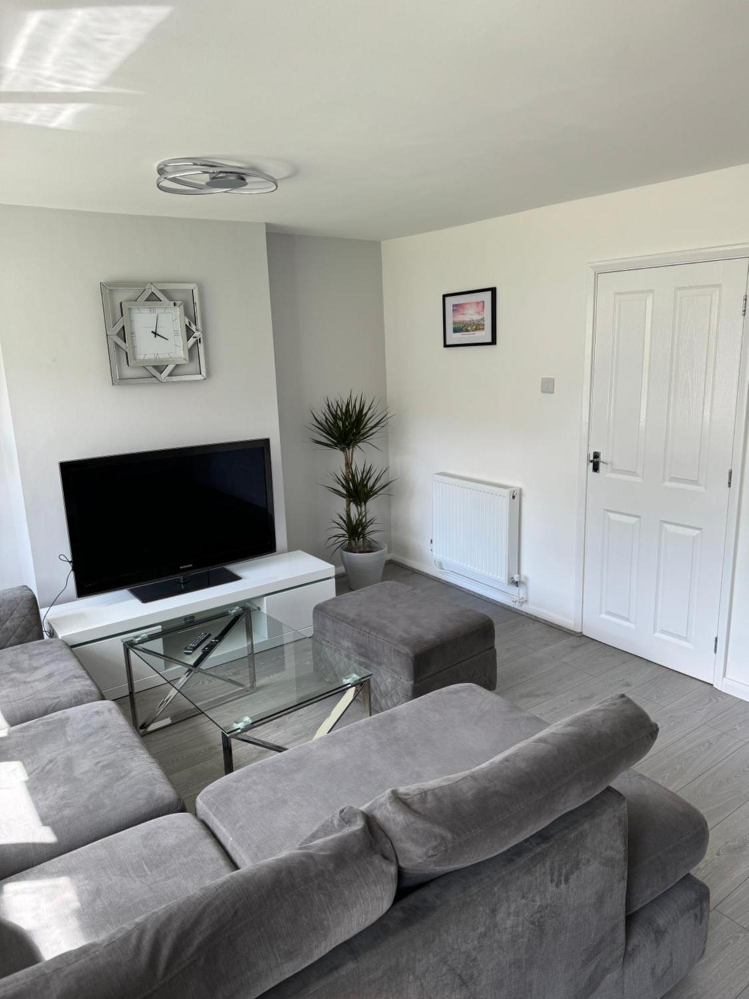 Oxford, 2 Bedroom Private Flat With Parking ภายนอก รูปภาพ