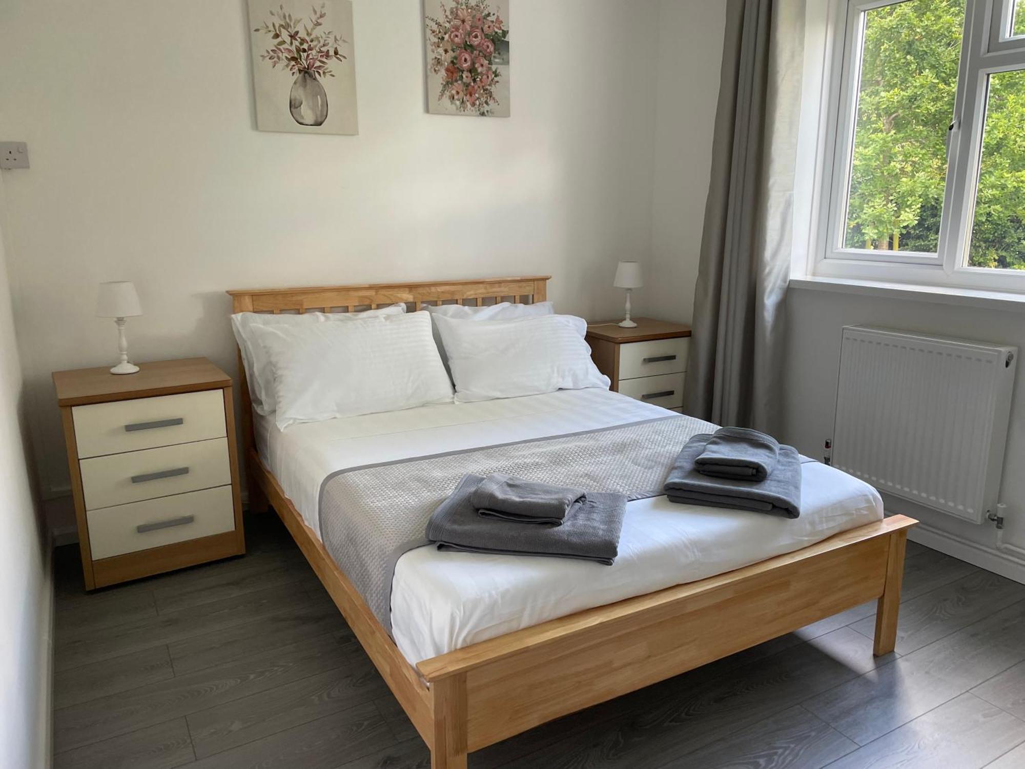 Oxford, 2 Bedroom Private Flat With Parking ภายนอก รูปภาพ