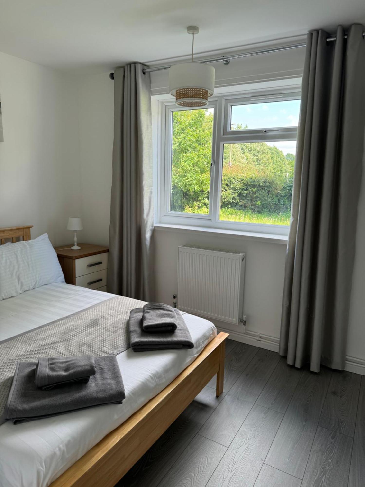Oxford, 2 Bedroom Private Flat With Parking ภายนอก รูปภาพ