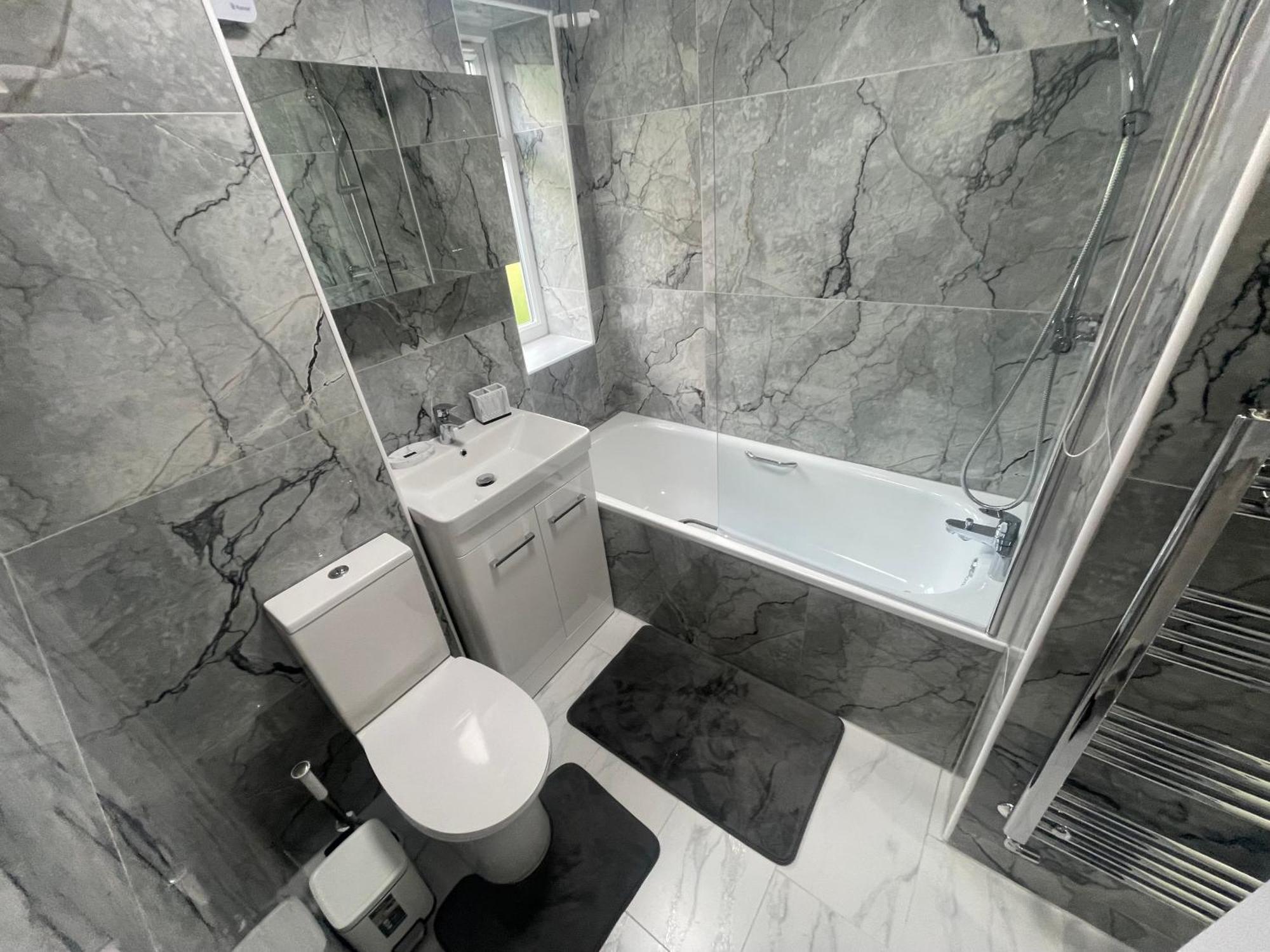 Oxford, 2 Bedroom Private Flat With Parking ภายนอก รูปภาพ